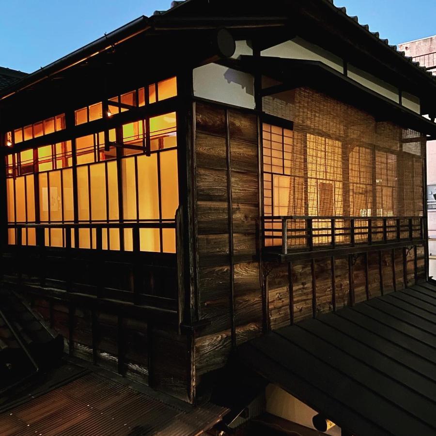 Okiya Guest House&Tapas Bar Kiryu Bagian luar foto
