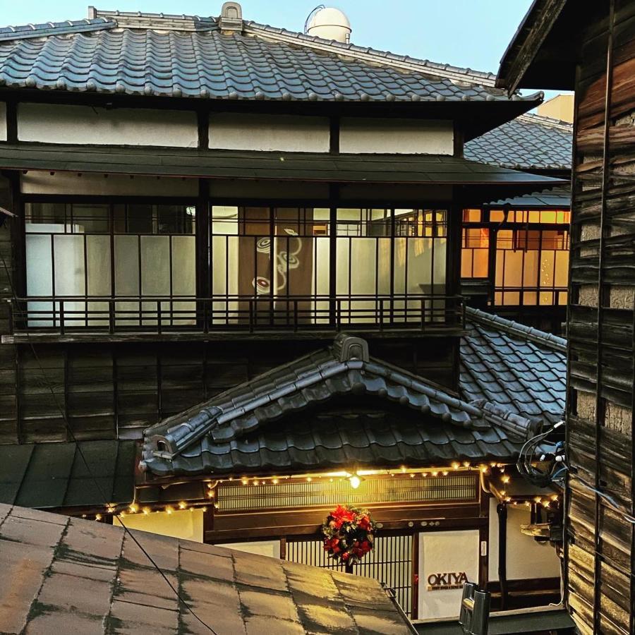 Okiya Guest House&Tapas Bar Kiryu Bagian luar foto