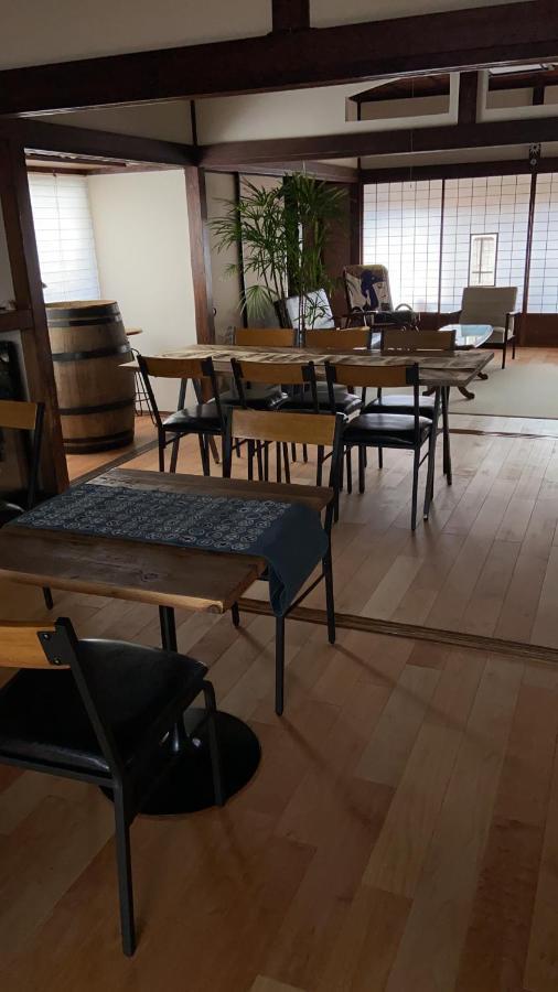 Okiya Guest House&Tapas Bar Kiryu Bagian luar foto