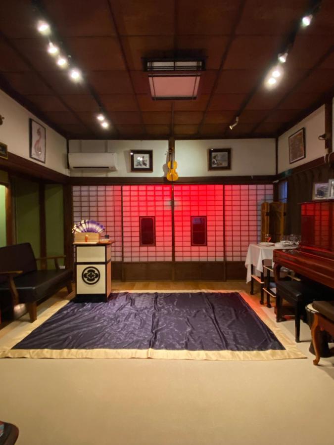 Okiya Guest House&Tapas Bar Kiryu Bagian luar foto